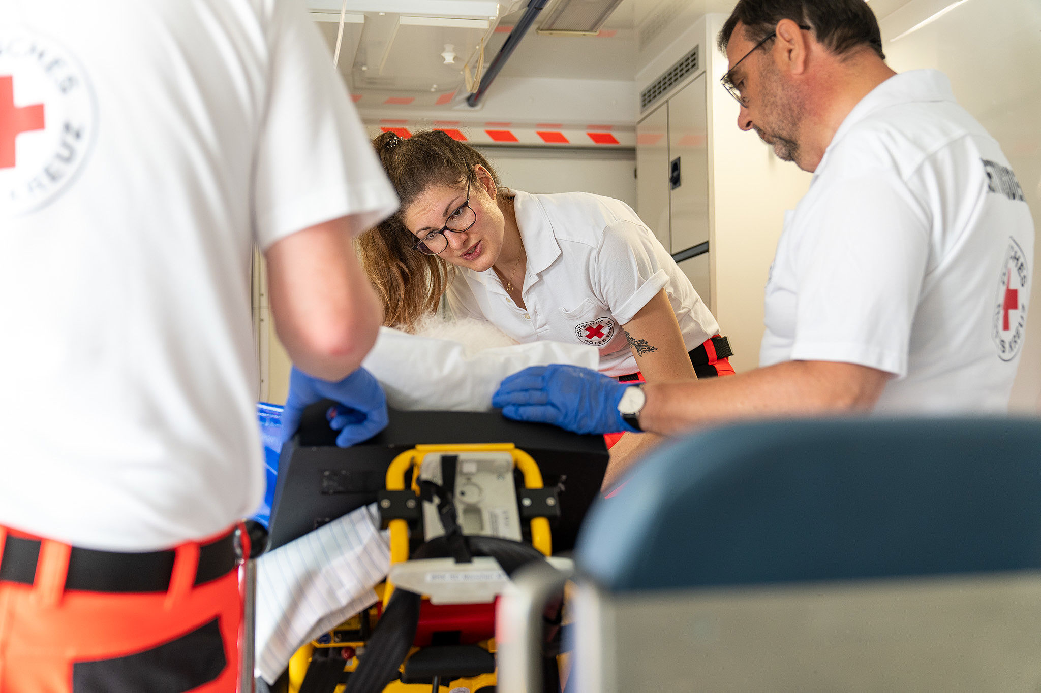 Bayerns Gesundheitsminister Unterwegs Im BRK-Rettungsdienst - BRK-Meldungen